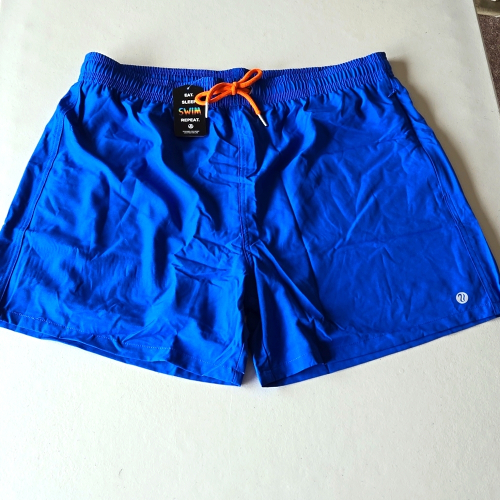 Men's swim trunks size 2XL, NWT